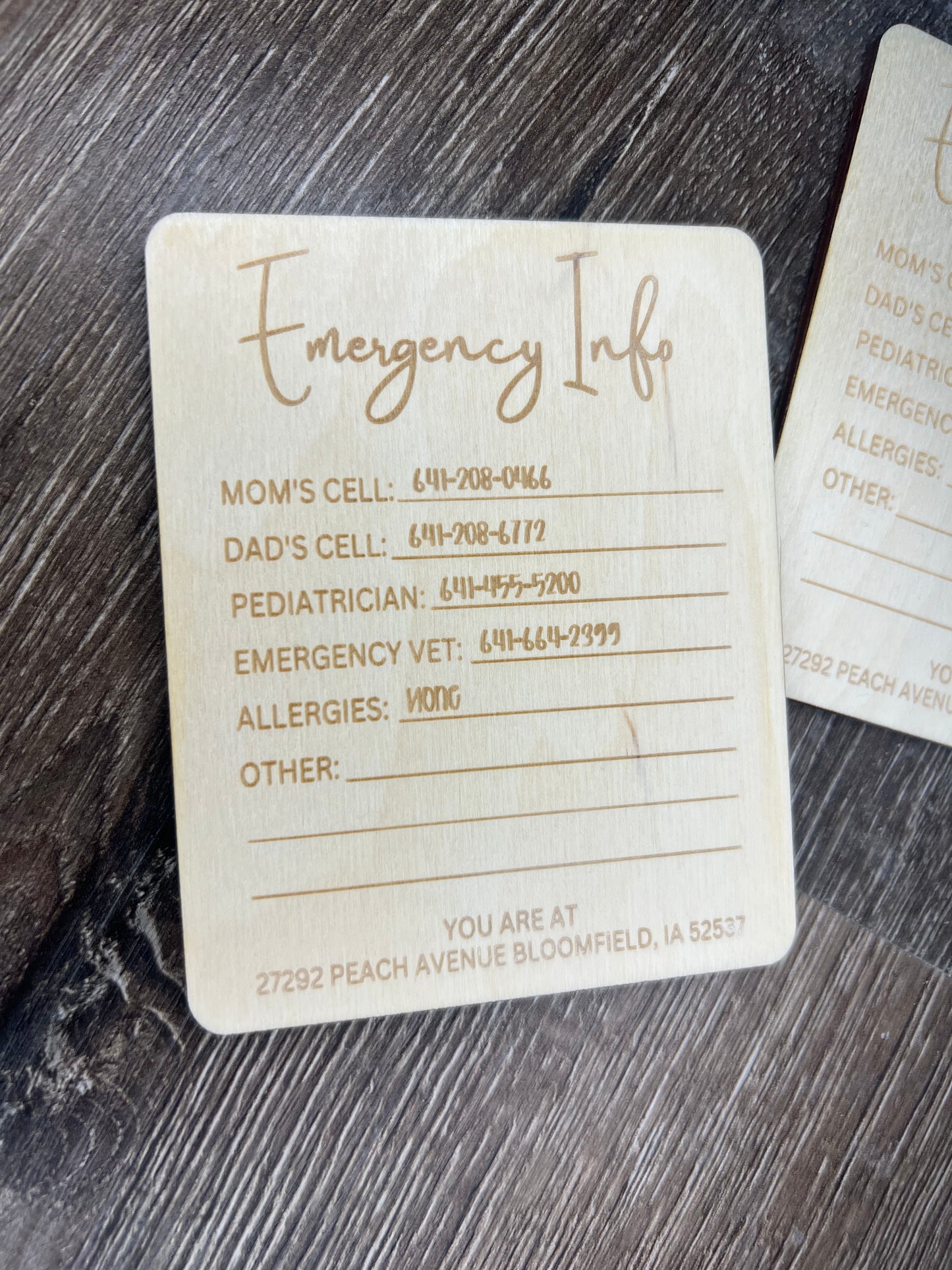 Engraved-Emergency-Info-Card-2